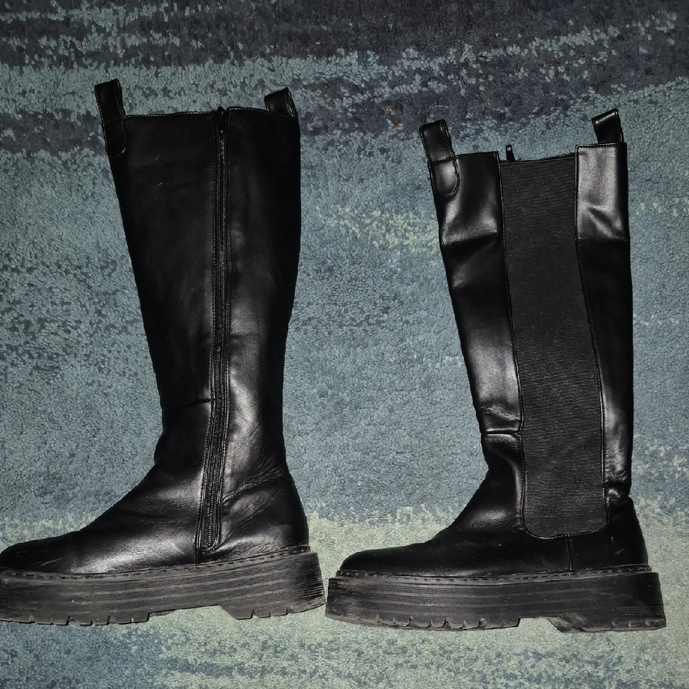 NWOT BOOHOO Knee High Chelsea Chunky Boots Size 40